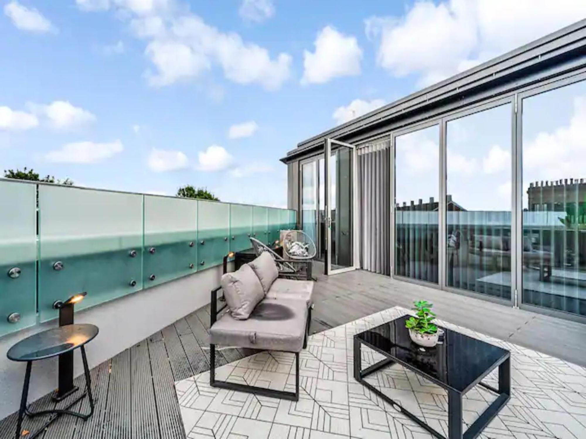 Pass The Keys Penthouse Oasis In Trendy Fulham Leilighet London Eksteriør bilde